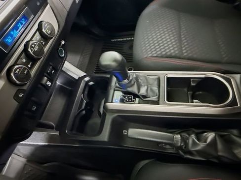Certified 2021 Toyota Tacoma SR5 image 19