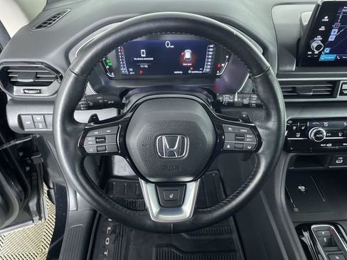 Used 2024 Honda Pilot Elite image 26