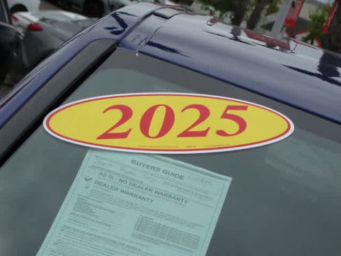 Used 2025 Toyota Tacoma SR5 image 6