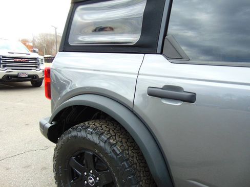 Used 2022 Ford Bronco Black Diamond AWD/4WD image 40