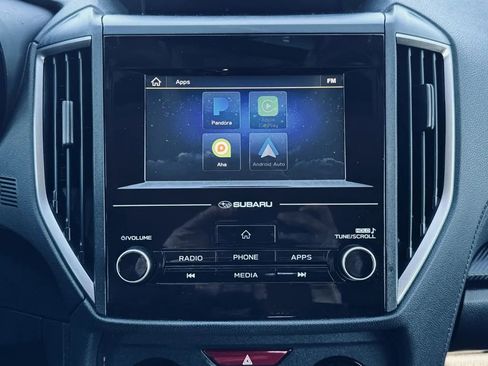 Used 2020 Subaru Crosstrek 2.0i image 17