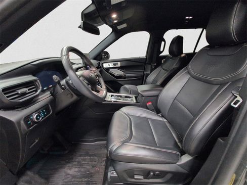 Certified 2023 Ford Explorer ST w/ Technology Package image 9