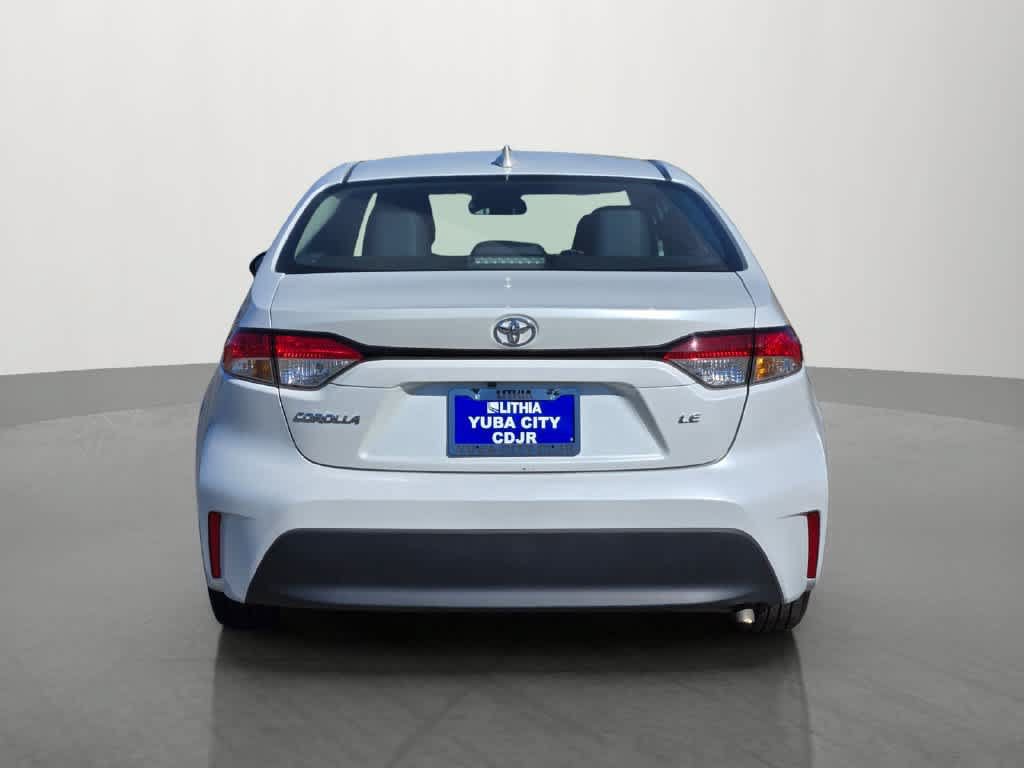 Used 2025 Toyota Corolla LE FWD image 5