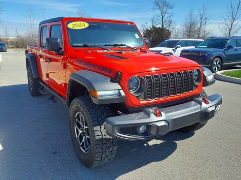 Used 2024 Jeep Gladiator Rubicon w/ Convenience Group image 3