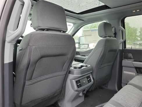 New 2025 Ford F350 XLT w/ Black Appearance Package image 29