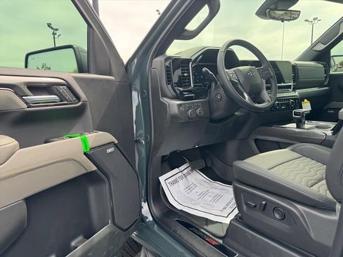 New 2026 Chevrolet Silverado 1500 ZR2 w/ LPO, Dark Essentials Package AWD/4WD image 12
