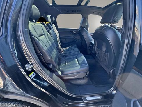 Used 2017 Audi Q7 3.0T Premium Plus image 21