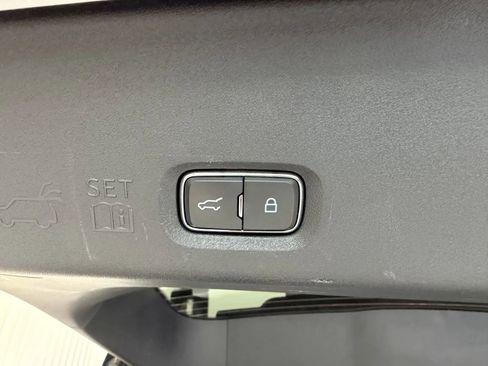 Used 2025 Ford Expedition Max Platinum AWD/4WD image 21