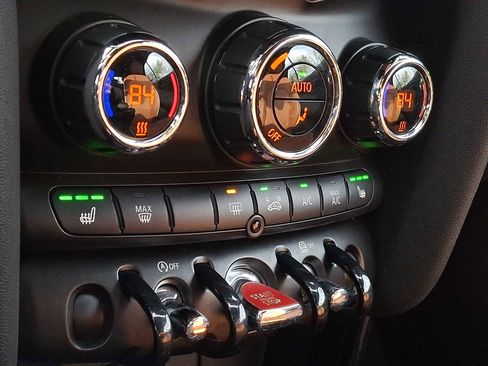 Used 2016 MINI Cooper S image 13