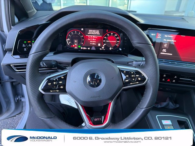 Used 2022 Volkswagen GTI Autobahn FWD image 5