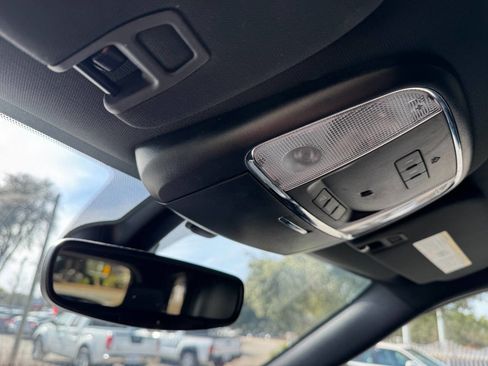 Used 2017 Jeep Grand Cherokee Limited image 26