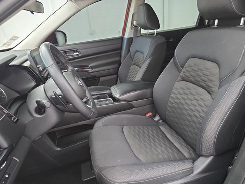 Certified 2022 Nissan Pathfinder SV FWD image 15