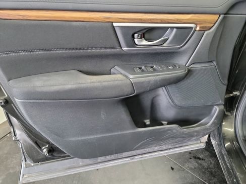 Used 2017 Honda CR-V EX image 13