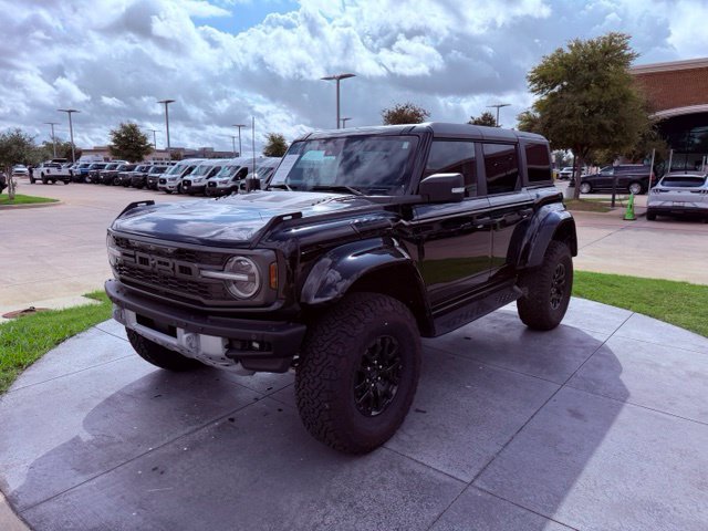Used 2025 Ford Bronco Raptor AWD/4WD image 3