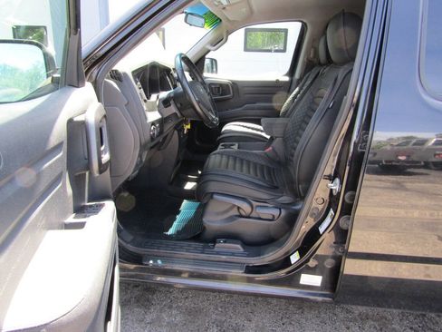 Used 2012 Honda Ridgeline Sport image 2
