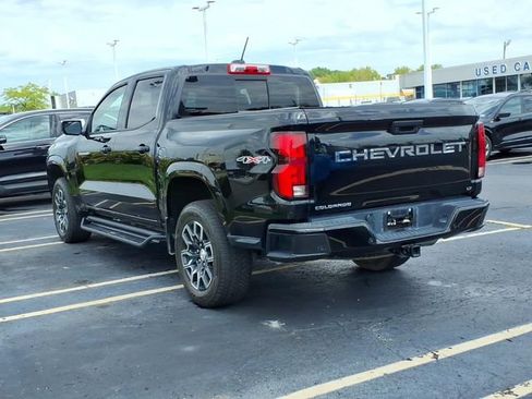 Used 2023 Chevrolet Colorado LT w/ LT Convenience Package III AWD/4WD image 3