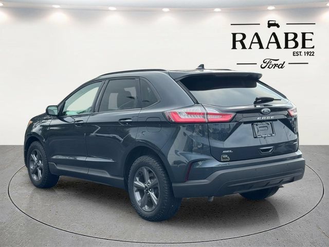Used 2024 Ford Edge SEL w/ Sport Appearance Package AWD/4WD image 5
