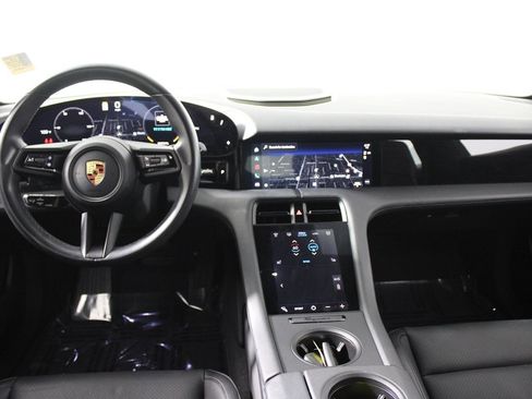 Used 2023 Porsche Taycan RWD image 9