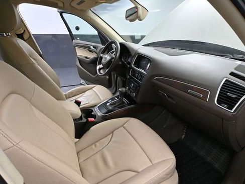 Used 2014 Audi Q5 2.0T Premium Plus w/ Premium Plus Package image 45