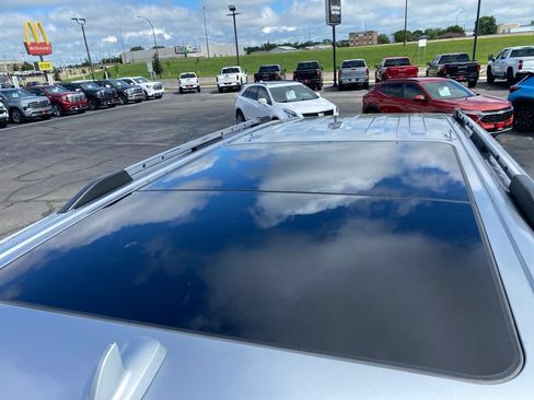 Used 2022 Ford Expedition Limited AWD/4WD image 10