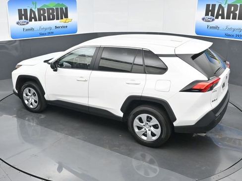 Used 2024 Toyota RAV4 LE AWD/4WD image 23