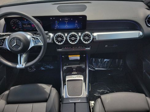Certified 2026 Mercedes-Benz GLB 250 image 17