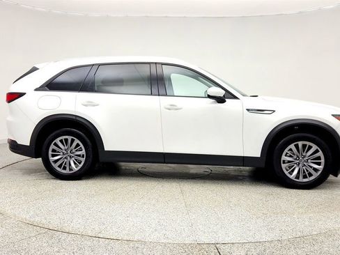 Used 2025 MAZDA CX-90 Plug-In Hybrid w/ Preferred image 4