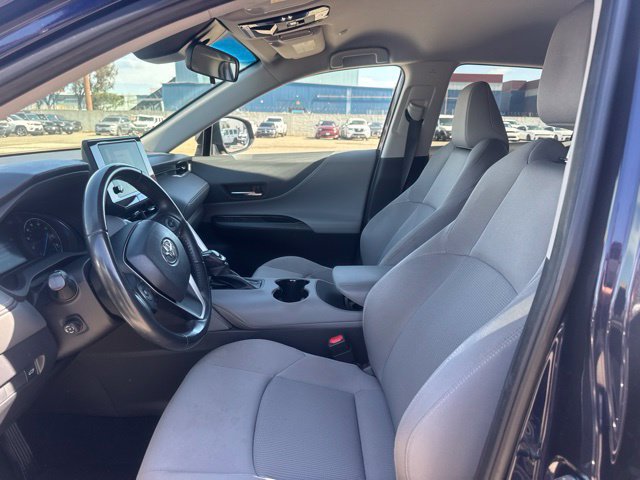 Used 2023 Toyota Venza LE AWD/4WD image 9