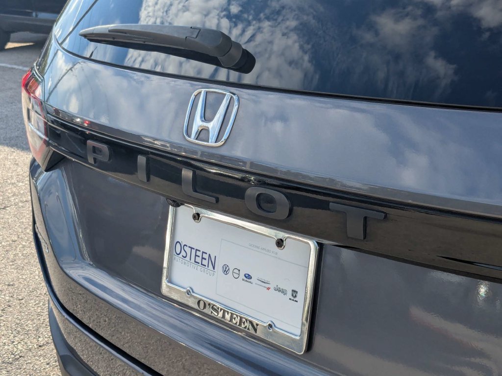 Used 2024 Honda Pilot EX-L image 15