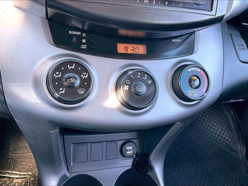 Used 2008 Toyota RAV4 Sport image 33