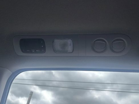 Used 2013 Honda Odyssey Touring Elite image 30