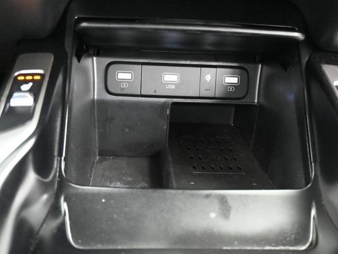 Used 2023 Kia Sorento EX w/ Panoramic Sunroof Package FWD image 29