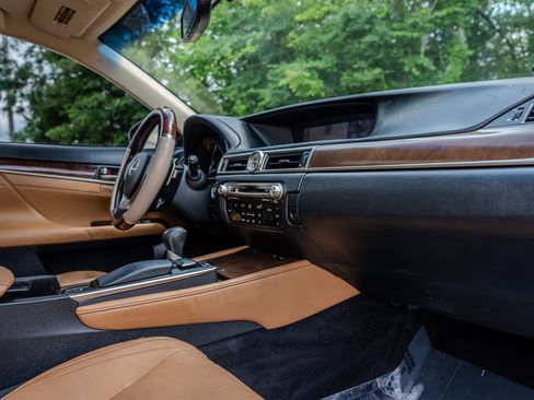 Used 2013 Lexus GS 350 AWD w/ Premium Pkg image 32