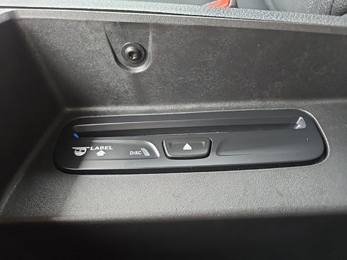 Used 2015 RAM 1500 Sport image 28