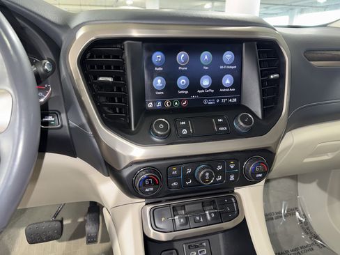 Used 2022 GMC Acadia Denali w/ Denali Ultimate Package image 27