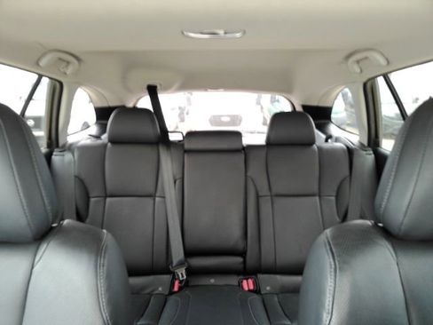 Used 2020 Subaru Outback Limited image 31