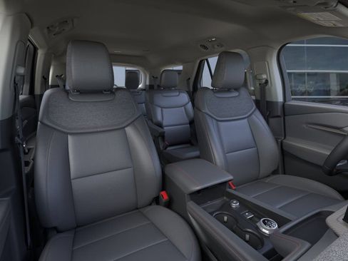 New 2026 Ford Explorer Active w/ Active Comfort Package AWD/4WD image 11