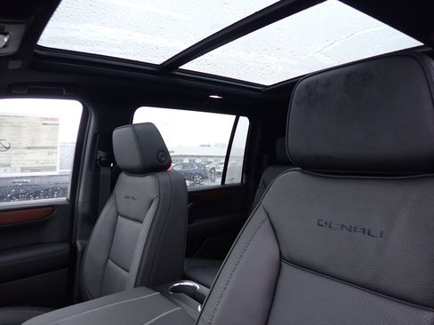 New 2026 GMC Yukon XL Denali w/ Sun & Power Step Package image 29