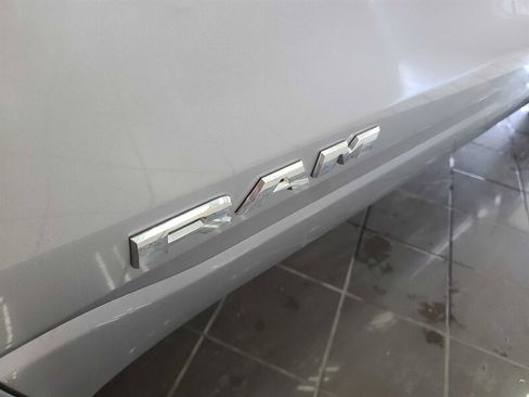 Used 2021 RAM 1500 Big Horn image 28