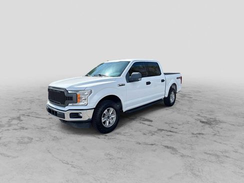 Used 2018 Ford F150 XLT w/ Equipment Group 301A Mid AWD/4WD image 4