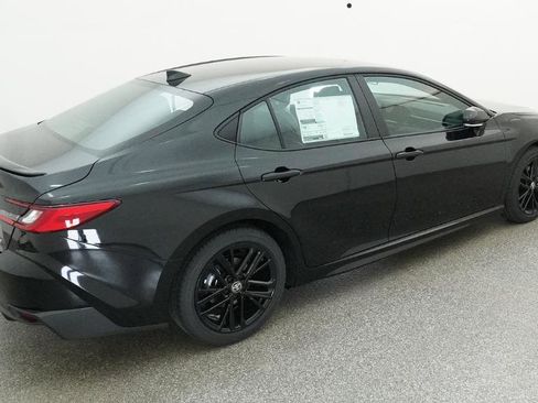 New 2026 Toyota Camry SE image 12