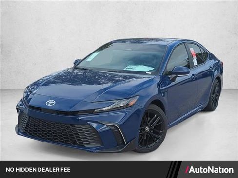 Used 2026 Toyota Camry SE FWD image 1