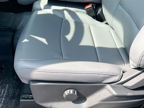 New 2026 Ford F350 XL w/ XL Chrome Package image 13