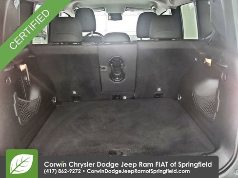Certified 2017 Jeep Renegade Latitude w/ Safety & Security Group AWD/4WD image 29