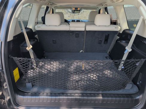 Certified 2020 Lexus GX 460 Premium w/ Premium Package AWD/4WD image 20