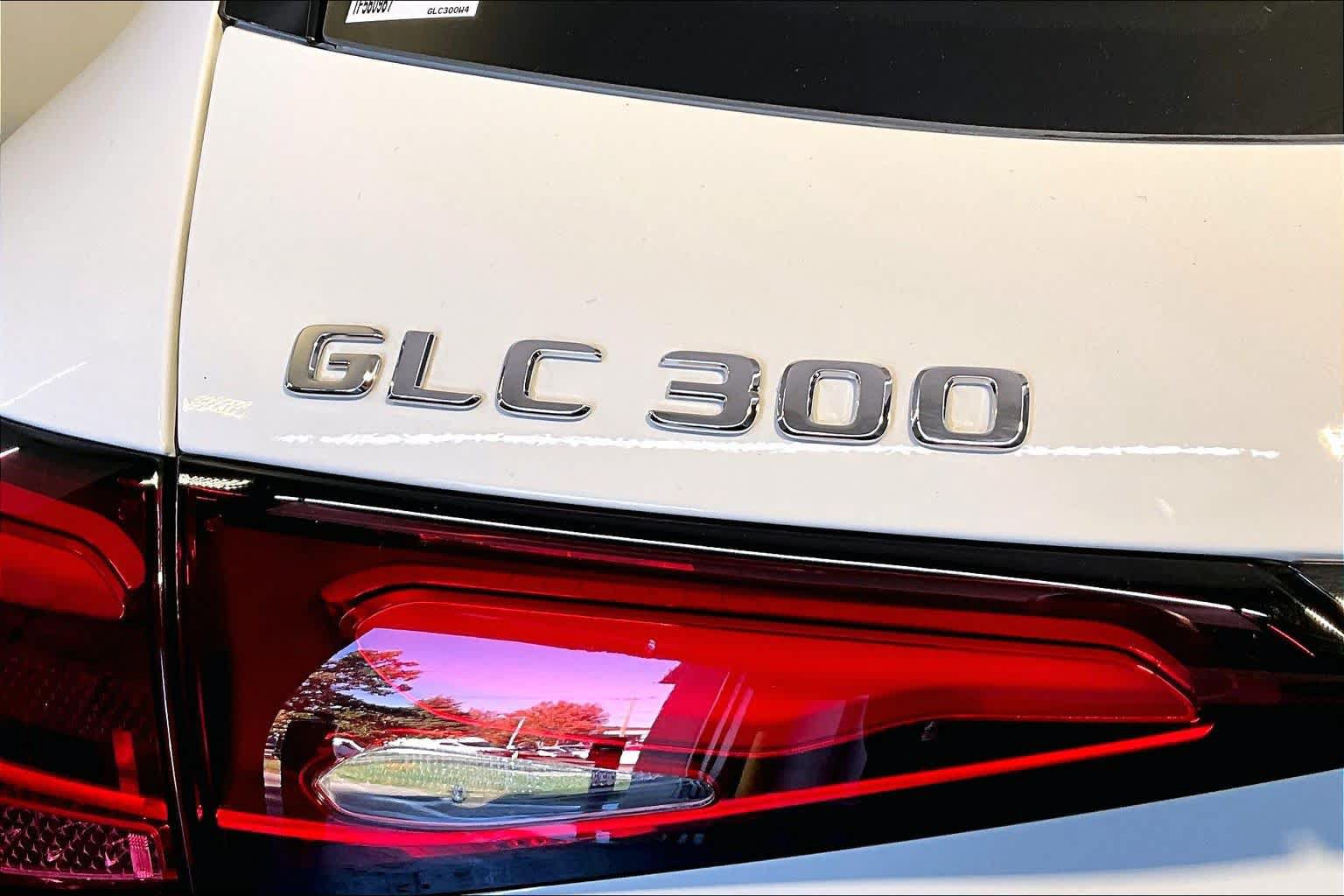 Certified 2026 Mercedes-Benz GLC 300 4MATIC image 33