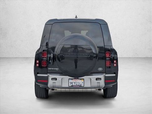 Used 2023 Land Rover Defender 130 SE image 6