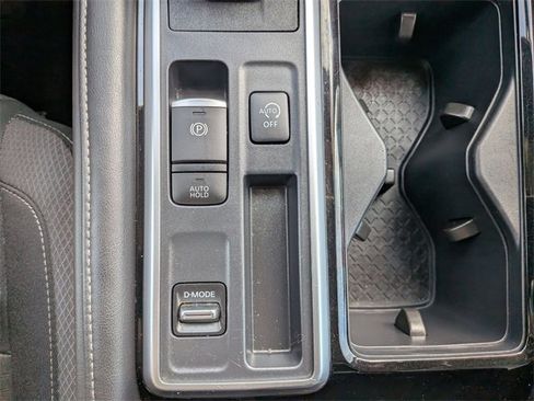 Certified 2024 Nissan Pathfinder SV image 17