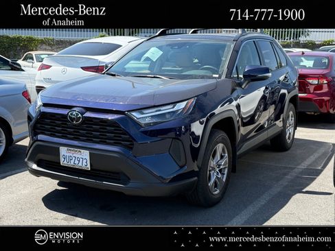 Used 2025 Toyota RAV4 XLE w/ Convenience Package image 1