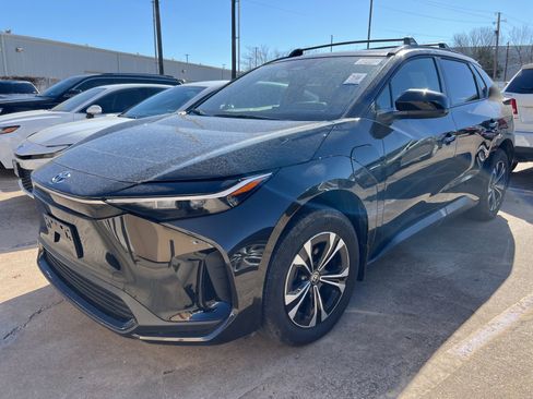 Used 2024 Toyota bZ4X XLE image 1